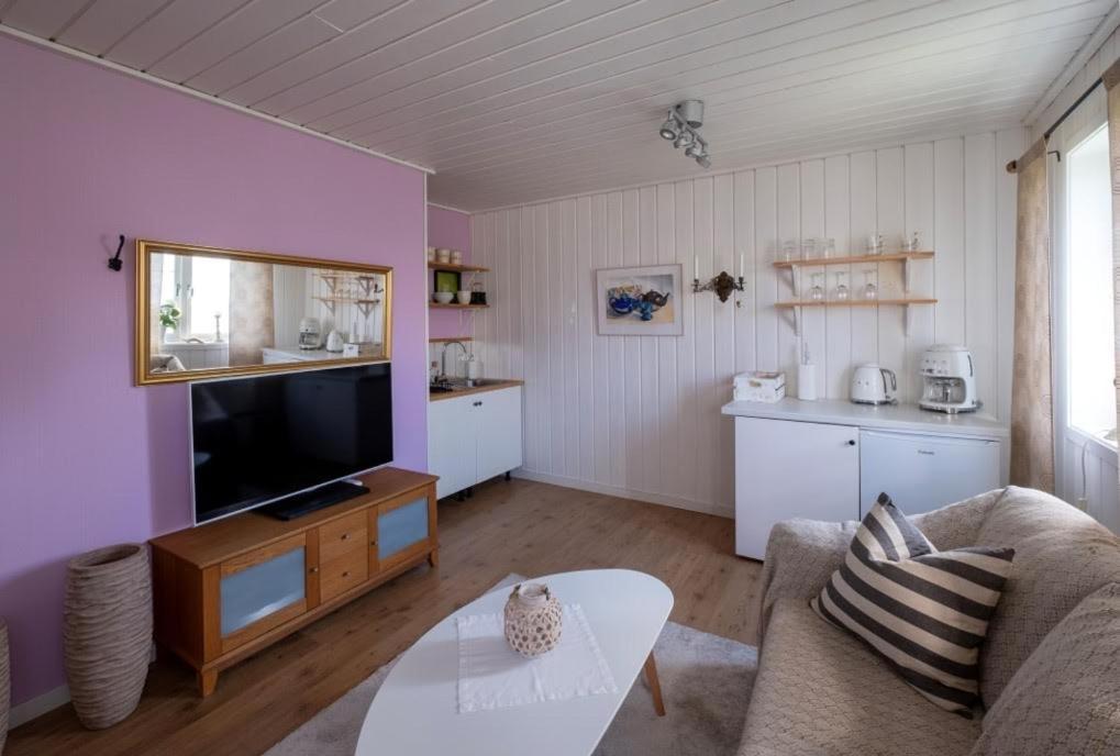 Lilla Groena Huset Pa Garden Härnösand Eksteriør billede