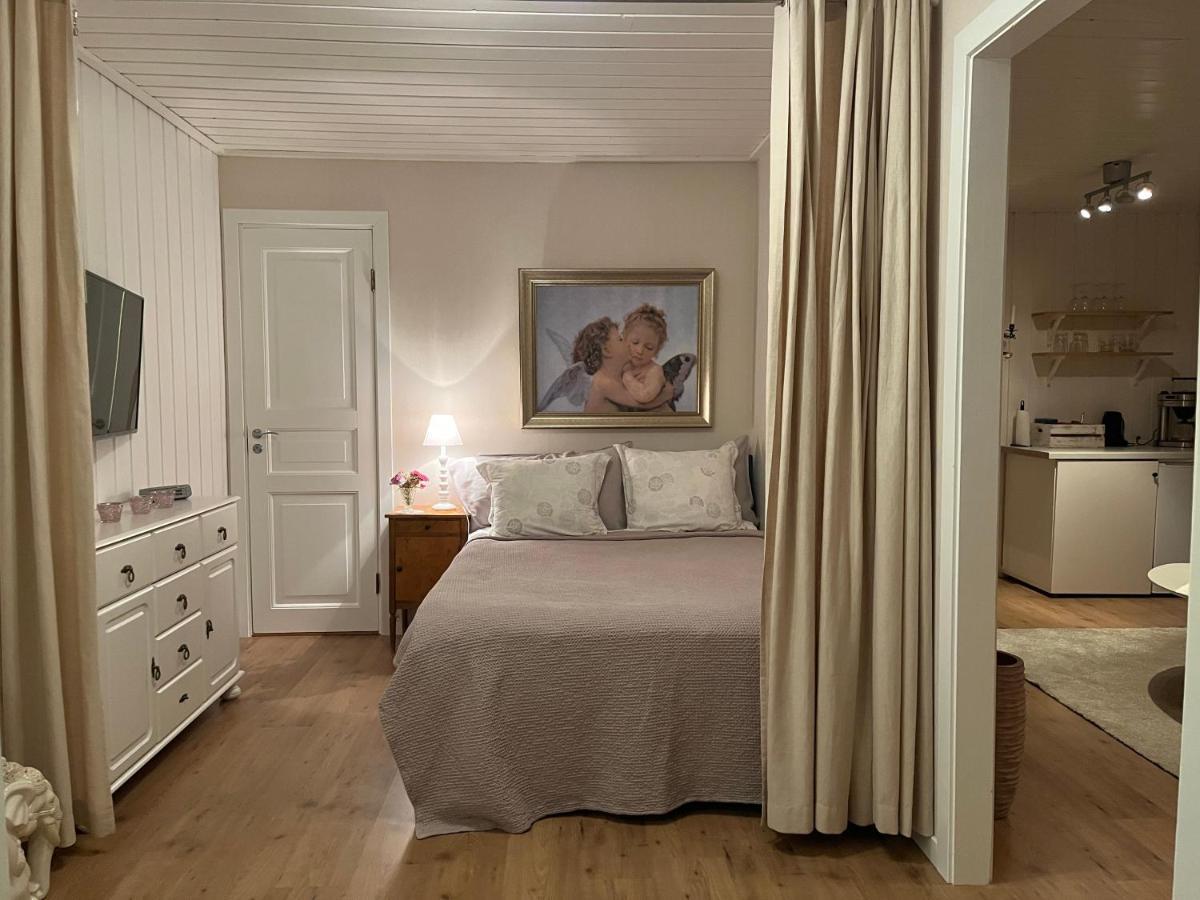 Lilla Groena Huset Pa Garden Härnösand Eksteriør billede